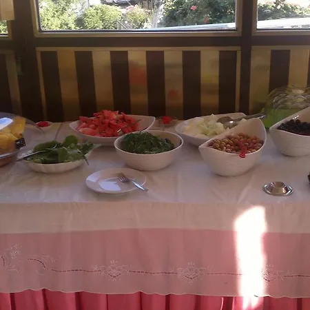 מלון Sancak 3*