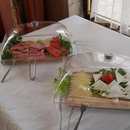 Sancak מלון 3*