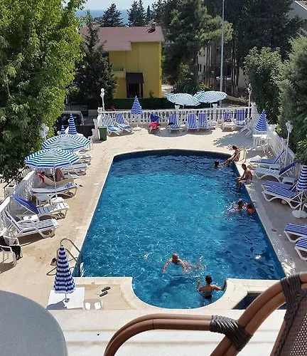 Sancak 쿰부르가즈